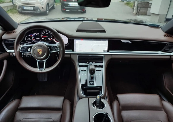Porsche Panamera cena 396060 przebieg: 51000, rok produkcji 2019 z Piława Górna małe 596